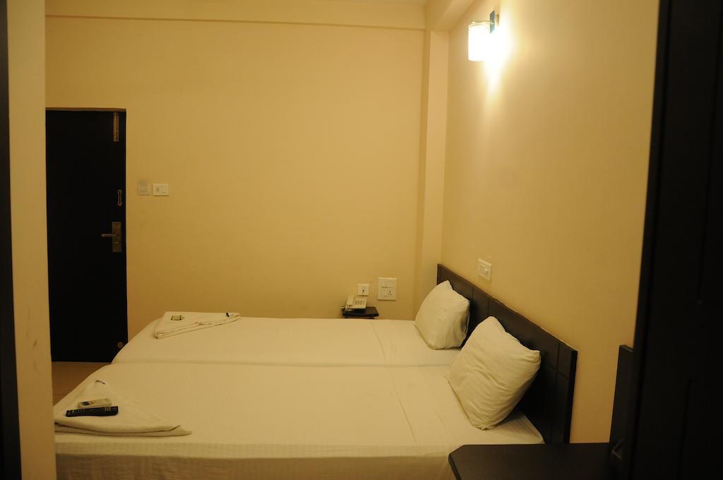 Hotel Sri Krishna Residency Udupi Zimmer foto